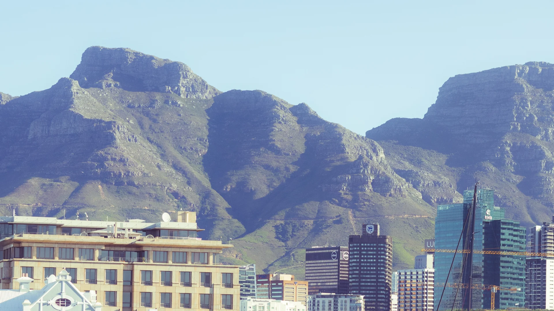 Cape Town waterfront buildings beneath Table Mountain